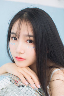 哎吔女朋友在线观看